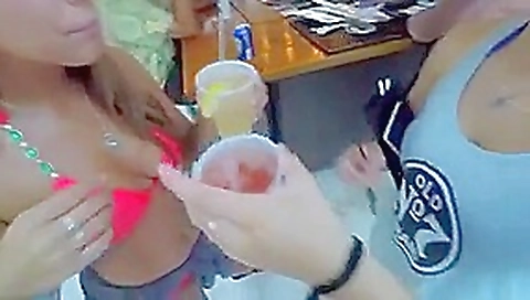 Hot girlfriend takes her first BBC on holiday