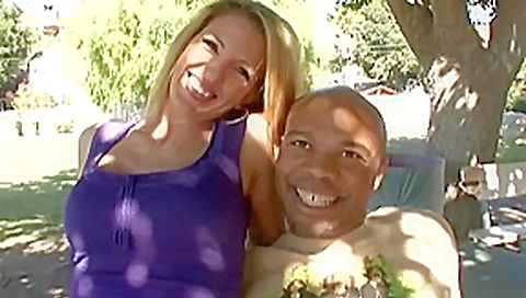 Housewife Roxanne Hall Cheats on Her Husband Right in Front of Him