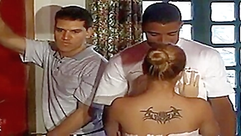 Xy cuckold wife hotel room gangbang hd
