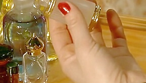 Maitresse Madeline cuckolds her boyfriend with a woman