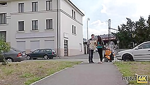 HUNT4K. Good-looking chick couldn't say no to handsome guy with cash